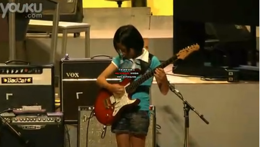 日本吉他 女孩 影山遥 电吉他 演奏 视频 （三） 琦哲乐器行